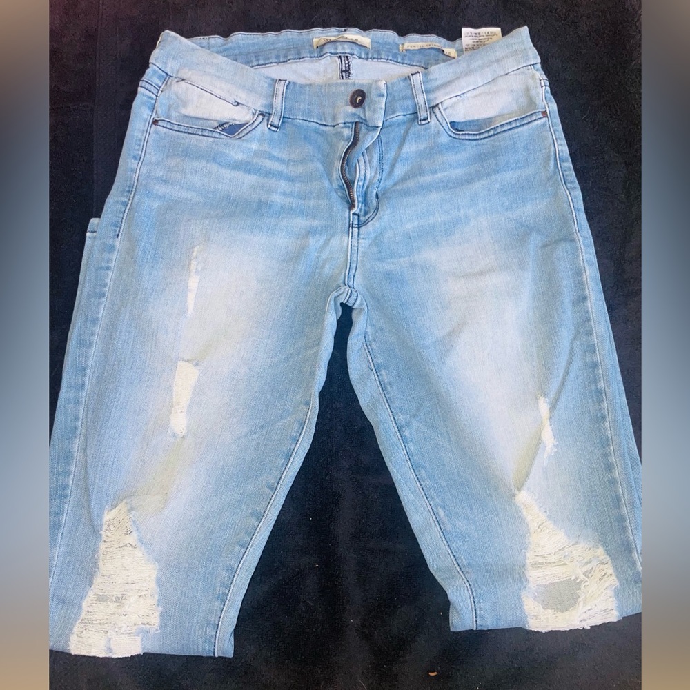 Guess jeans .